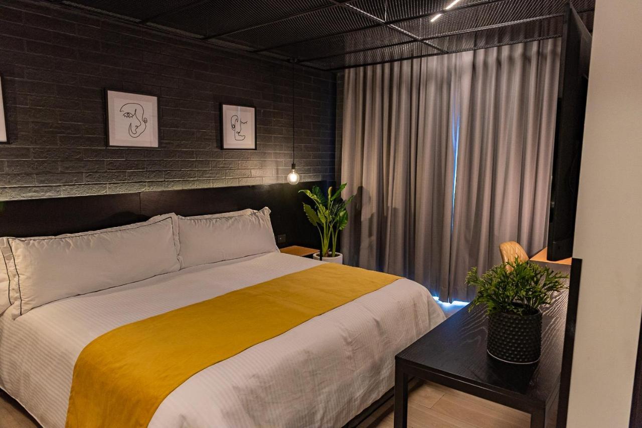 Fulton Business Luxury Hotel กัวดาลาฮารา ภายนอก รูปภาพ